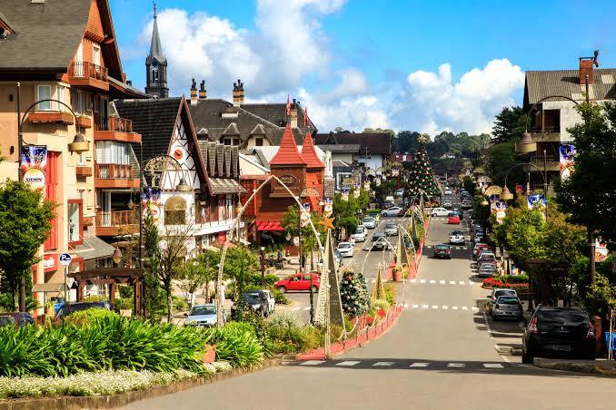 Avenida Borges de Medeiros, em Gramado